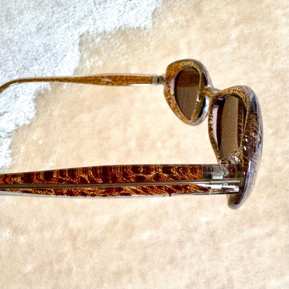 Vintage Y2K Leopard Print Sunglasses - Picture 3 of 4